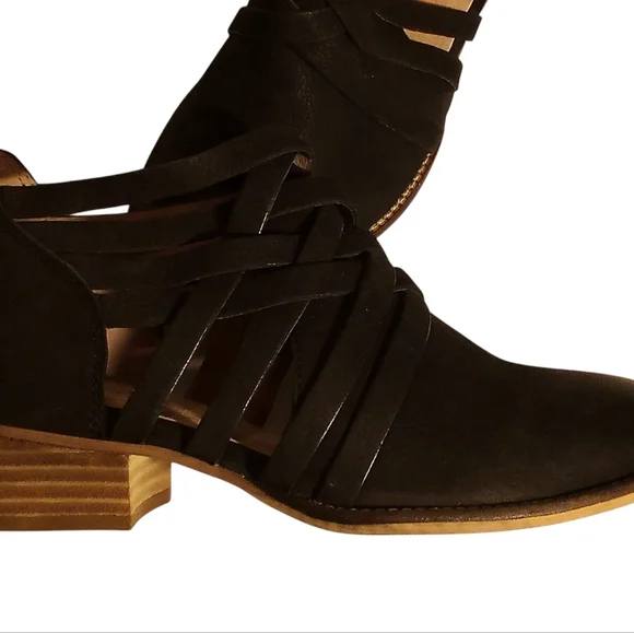 Seychelles Of LA- Shootie, Shoe/Bootie, Black Leather Uppers, Zipper Back, - Picture 6 of 15